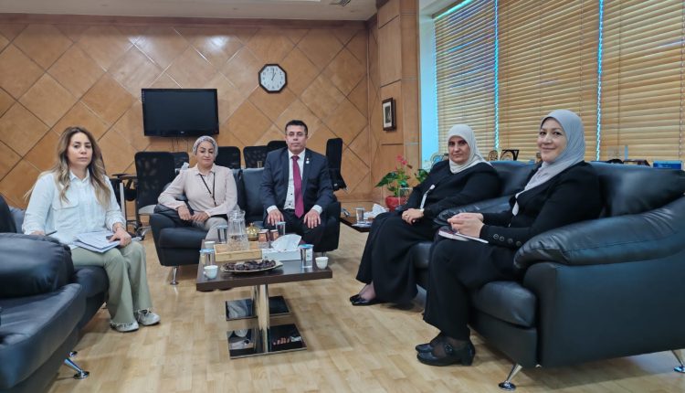 لقاء بين “المواصفات والمقاييس” وجمعية التجميل لبحث قضايا القطاع وتعزيز التعاون