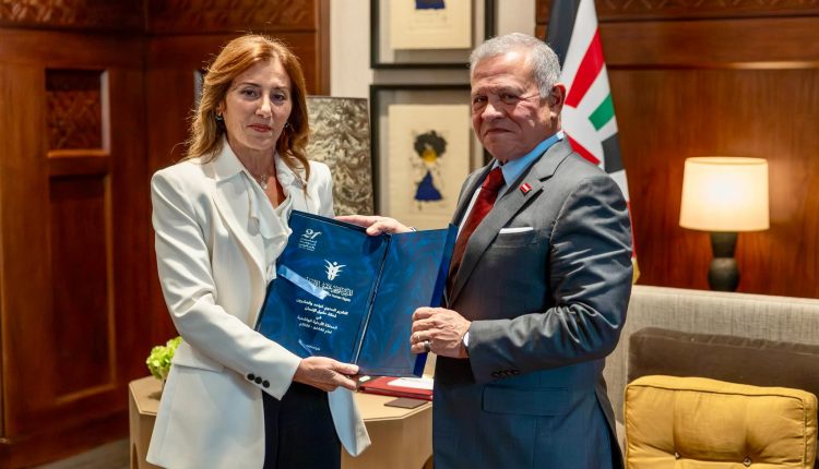 الملك يتسلم التقرير السنوي لحالة حقوق الإنسان في الأردن