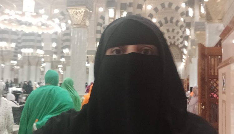 الذكاء الاصطناعي وبناء الإنسان  بقلم الدكتورة:عبير محمود خلف