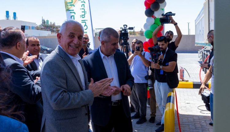 وطني” تفتتح أول محطة وطنية لتعبئة المركبات والشاحنات بالغاز الطبيعي المضغوط (CNG) في الأردن