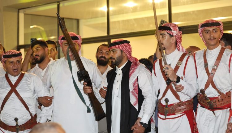 المئات يهنئون ليث المناصرة بزفافه في حفل بهيج بالعاصمة عمان