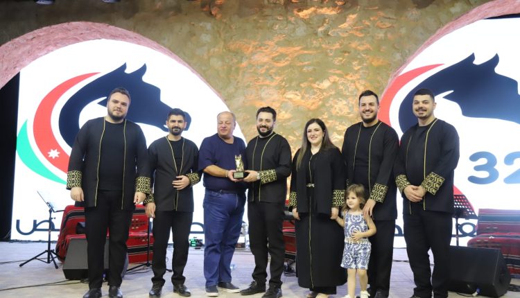 جمهور مهرجان الفحيص يعيش الطرب مع فرقة تكات السورية وباسل جريسات