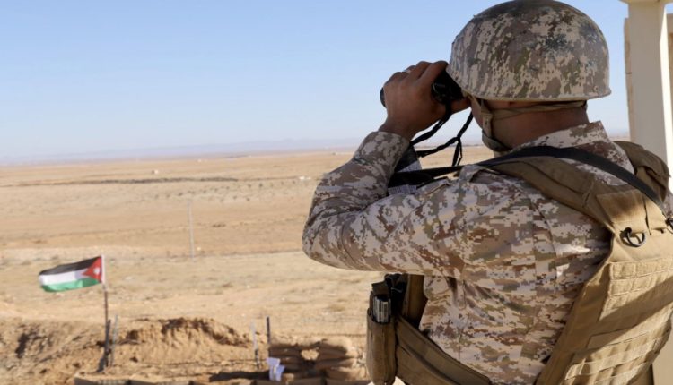 الجيش القبض على شخص حاول اجتياز الحدود الشمالية