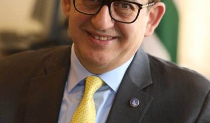 إحالة مستو والعموش إلى التقاعد والفرجات رئيسًا لمفوضي الطيران المدني