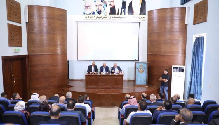 وزير السياحة والآثار يلتقي ممثلي القطاع السياحي والمجتمع المحلي في مادبا