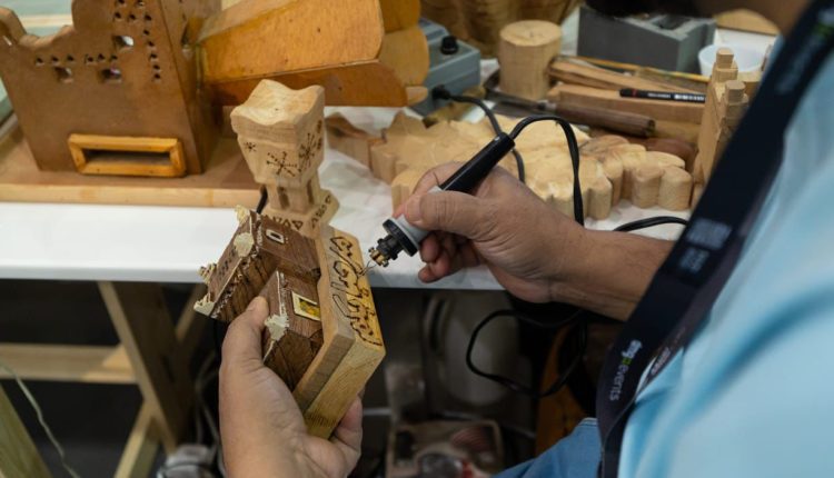 المعرض السعودي للأخشاب Saudi Wood Expo ينطلق اليوم في الرياض بمشاركة أكثر من 200 عارض محلي ودولي يستعرضون أحدث الابتكارات في مجال صناعة الأخشاب