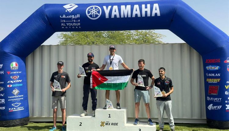الأردني عبدالله السبع يتوج بلقب بطولة دبي إندوروكروس
