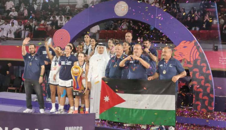 “نادي الفحيص” يتوج بطلا بلقب دوري السيدات لكرة السلة للمرة الثانية بعد تغلبه على كوسيدار الجزائري