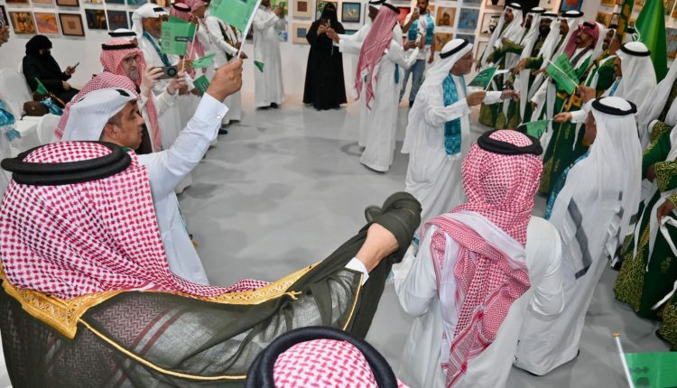 افتتاح معرض احتمالات للفن لا تنتهي* ثقافة وفنون بالدمام تقدم ” عندما يصنع المواطن لوحة الإنتماء
