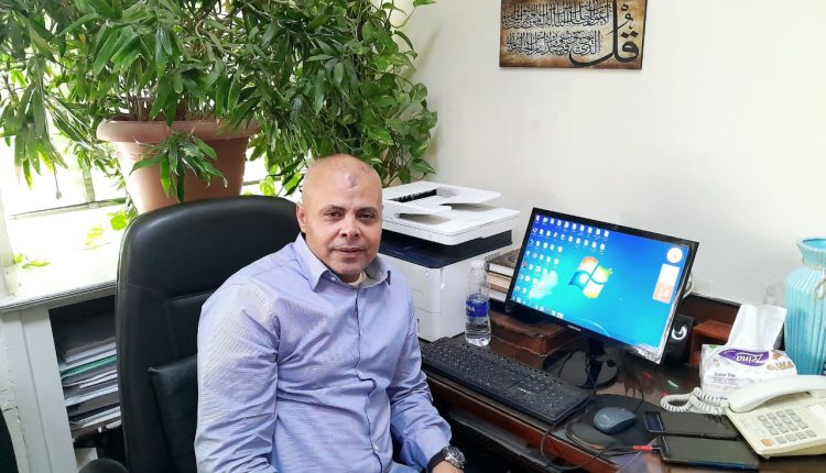 المرفأ تحاور… إبراهيم عمران: الصحافة الإلكترونية تفوقت في سرعة نقل الخبر.. ولكن الحقيقة تبقى هدف الإعلامي الحقيقي