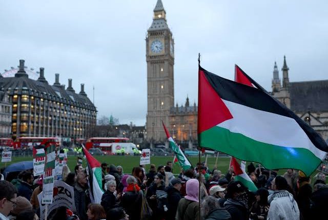 بريطانيا تعتزم الاعتراف بدولة فلسطين اليوم رغم معارضة إسرائيل