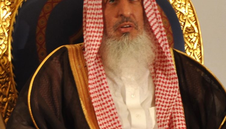 وفاة مفتي السعودية عبدالعزيز آل الشيخ