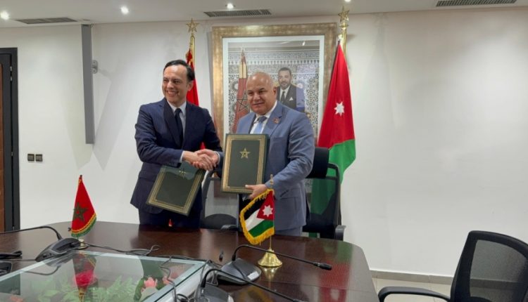 الأردن والمغرب يوقعان اتفاقية لإنشاء أول معهد مهني مشترك في عمان