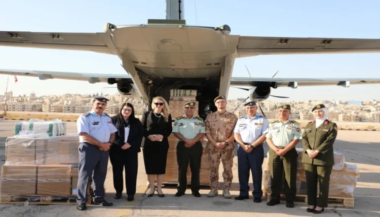الاردن وصول مساعدات طبية تشيكية تمهيدا لإرسالها إلى غزة