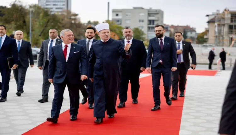 الملك وولي العهد يزوران مسجد ليوبليانا في سلوفينيا