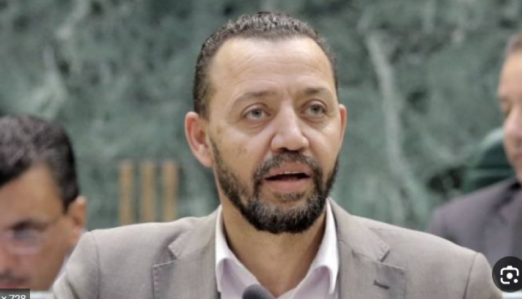 بيان من النائب الأسبق قصي الدميسي بعد الحادثة المؤسفة: “الخلافات الشخصية لا تبرر القتل”