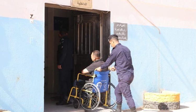 إدارة مراكز الإصلاح تهيئ عدداً من مبانيها لخدمة النزلاء من ذوي الإعاقة ضمن خطة لتعميمها على كافة مراكز الإصلاح والتأهيل