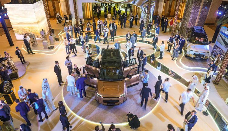 ROX تطلق سيارتها الرائدة الجديدة ADAMAS SUV من أبوظبي