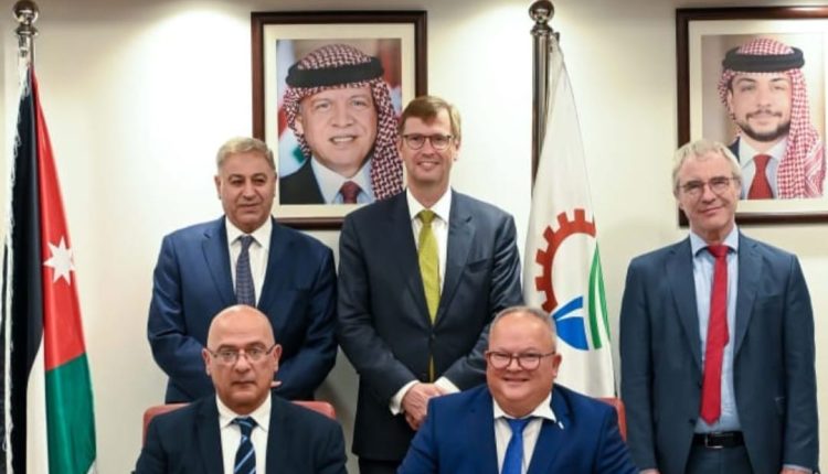 “البوتاس العربية” توقّع اتفاقية الخدمات الهندسية لمصنع البلورة الباردة الثالث مع شركة “سي إي سي” الألمانية ضمن مشروع التوسعة الجنوبية