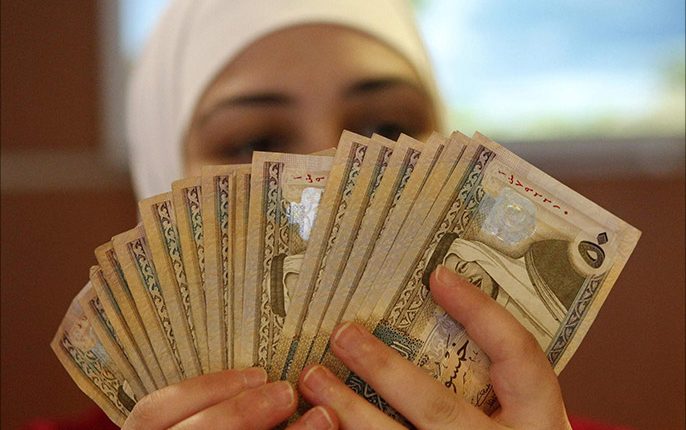 ارتفاع نسبة المقترضات الإناث في البنوك الأردنية خلال 2024