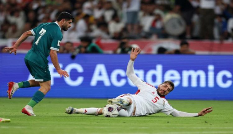 منتخب العراق يتأهل إلى الملحق العالمي لكأس العالم 2026 بفوزه القاتل على الإمارات 2-1