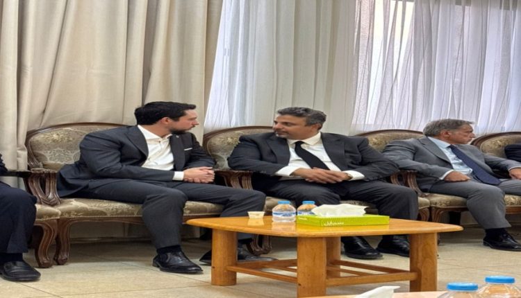 نائب الملك يعزي بوفاة والدة السفير الأردني في لندن