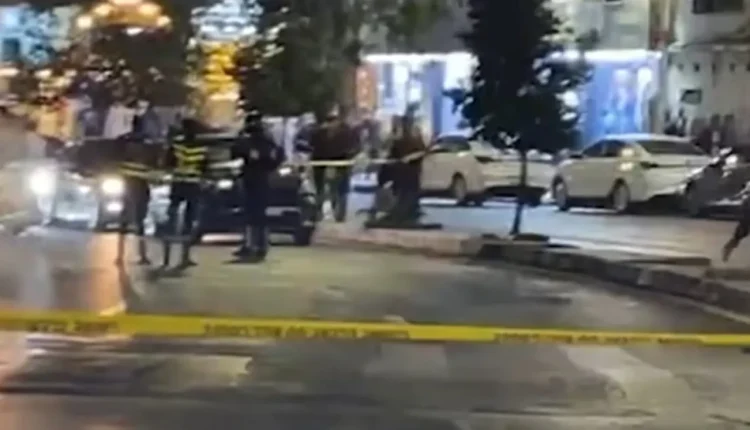 الأمن يخلى  (المدرج الروماني)  بعد العثور على حقيبة تحتوي ملابس وافد!