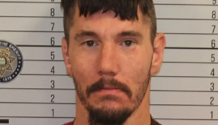 اميركي يدعي انه «يسوع» ويحرق امرأة بذريعة أنها شيطان