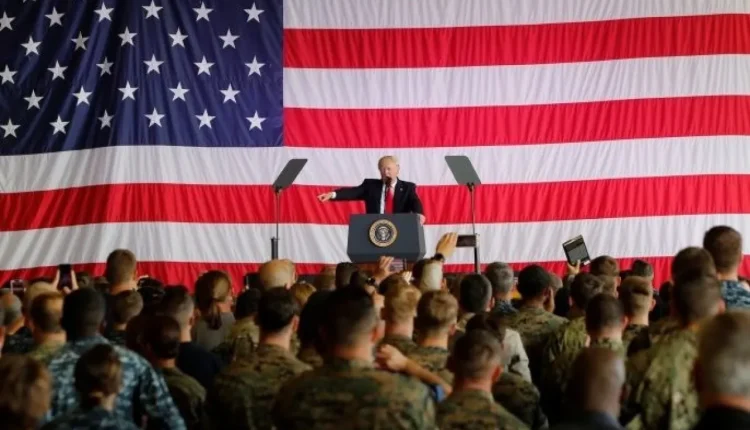 ديمقراطيون يدعون الجيش الأميركي لعصيان ترامب