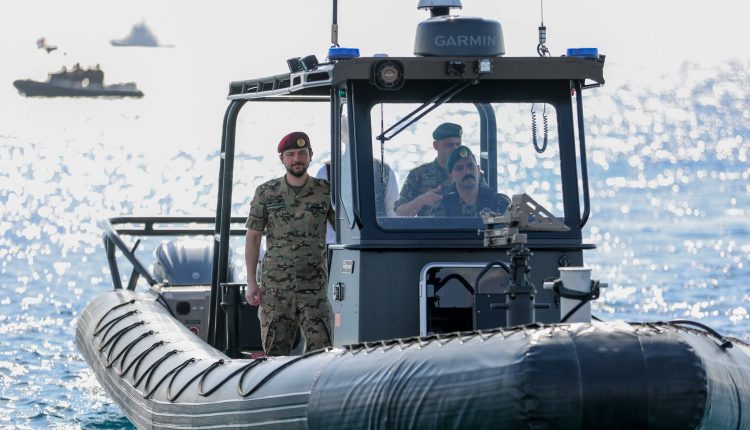 ولي العهد: يلتقي النشامى في مكافحة الإرهاب المائي يعطيكم الف عافية