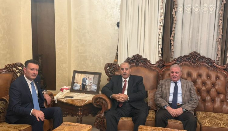 القاضي وعطية في زيارة لرئيس مجلس النواب السابق أحمد الصفدي