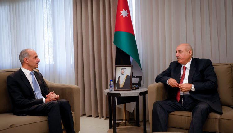 القاضي يؤكد دعمه لديوان المحاسبة وتعزيز استقلاليته