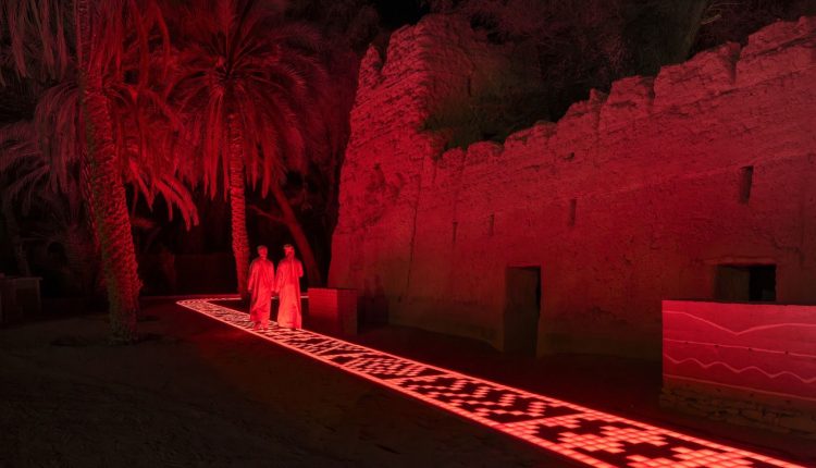 منار أبوظبي يمتد إلى مدينة العين للمرة الأولى ليضيء مواقع العين الثقافية المدرجة على لائحة التراث العالمي في منظمة اليونسكو