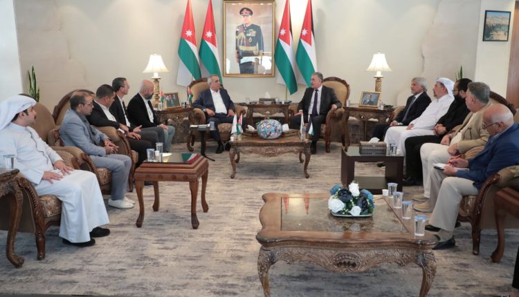 وزير الثقافة يلتقي الوفود العربية المشاركة في مهرجان الأردن المسرحي