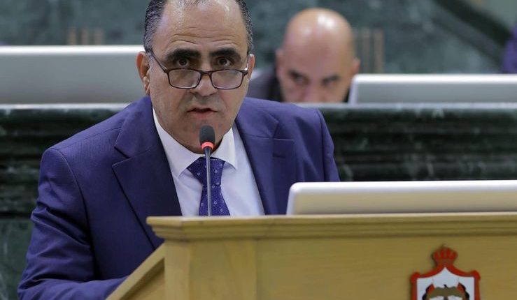 النائب طارق بني هاني ينتقد غياب الوزراء والمسؤولين عن الميدان خلال موجة الأمطار