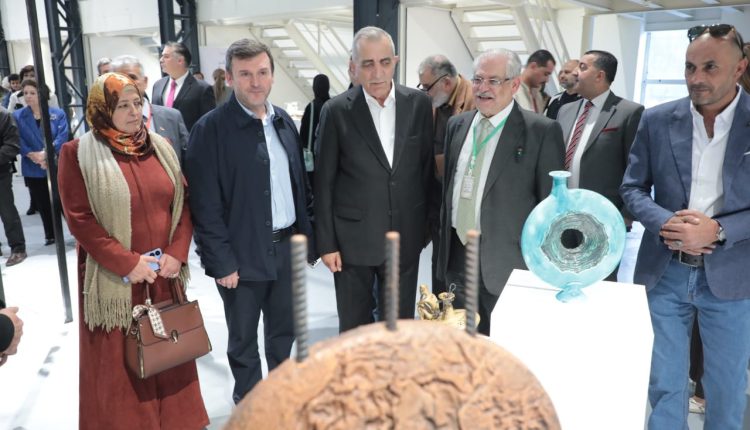 افتتاح مهرجان الخزف والفخار الدولي الأول