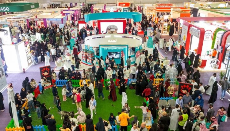 وسط حضور تجاوز ال ١٥ عشر ألف زائر .. اختتم معرض الطب البيطري والحيوانات الأليفه موسمه الرابع ..