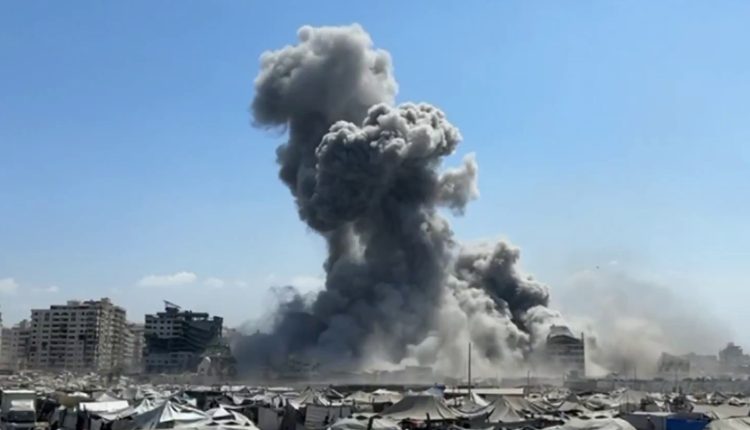 تجدد القصف الجوي والمدفعي الإسرائيلي وراء الخط الأصفر بخان يونس وغزة