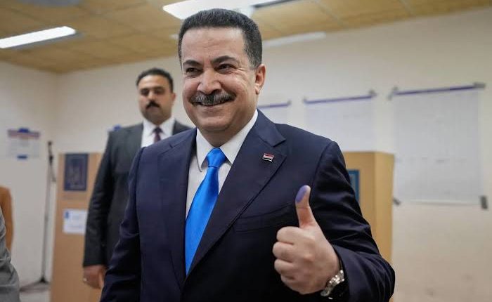 رئيس الوزراء العراقي يعلن فوز ائتلافه بالانتخابات التشريعية