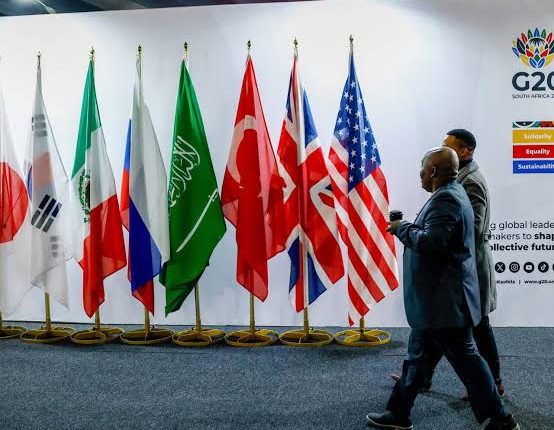 قادة مجموعة العشرين يجتمعون في جنوب إفريقيا رغم مقاطعة أميركا