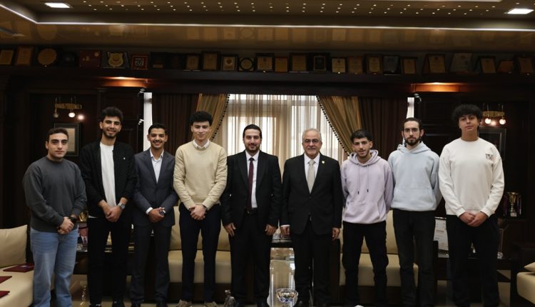 رئيس عمان الأهلية يكرّم فريق الجامعة الفائز بالمركز الثاني محلياً بمسابقة IEEE للأمن السيبراني والأول في فئة الويب المتقدّم