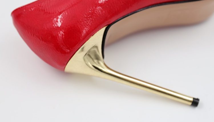 سيدة تصيب زوجها ب6 قطب في رأسه في طبربور بسبب الغيرة..