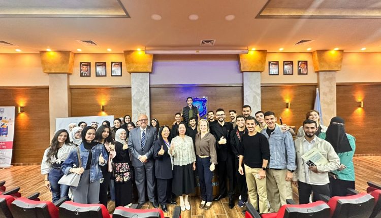 ندوة في عمان الأهلية حول المنح والفرص والفعاليات الثقافية في الصين