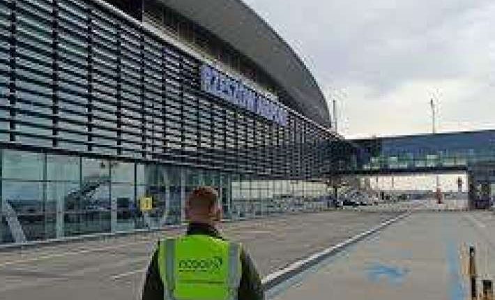 السلطات البولندية تغلق مطارين لدواع أمنية