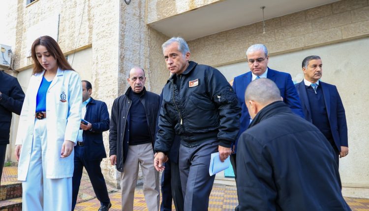 جولة صباحيه لرئيس الوزراء في البلقاء تبدأ من مركز صحي صافوط