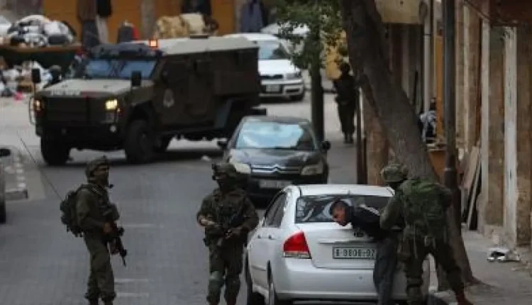 إطلاق نار على قوة للاحتلال ومحاولة دهس جندي إسرائيلي في الخليل