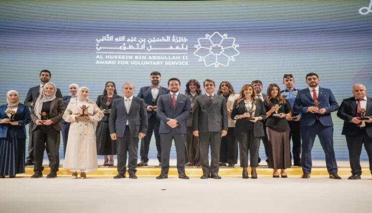 ولي العهد يكرم الفائزين بجائزة الحسين بن عبدﷲ الثاني للعمل التطوعي