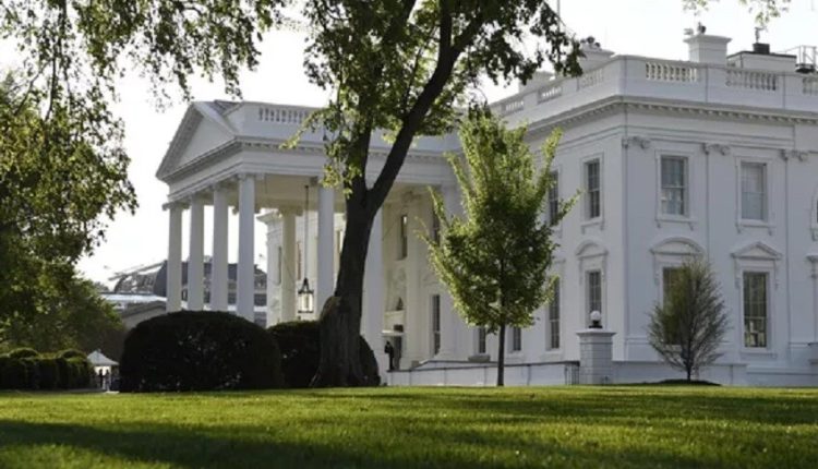 تقارير: إدارة ترامب تشدد إجراءات سحب الجنسية من المهاجرين وتعتزم ترحيلهم