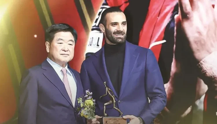 يزن العرب ضمن قائمة أفضل 11 لاعباً في تشكيلة الموسم الكروي