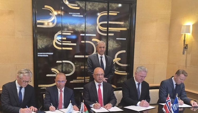 “البوتاس العربية” توقع اتفاقية استراتيجية طويلة الأمد مع “يارا” النرويجية لتوريد البوتاس للأسواق العالمية